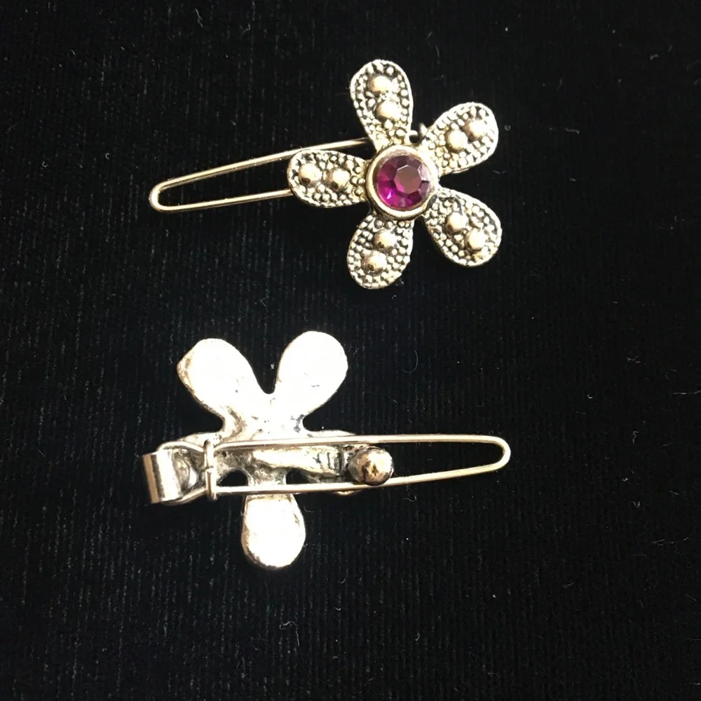 Vintage Gold Flower Hair Clips with Pink Gem - Picture 3 of 6